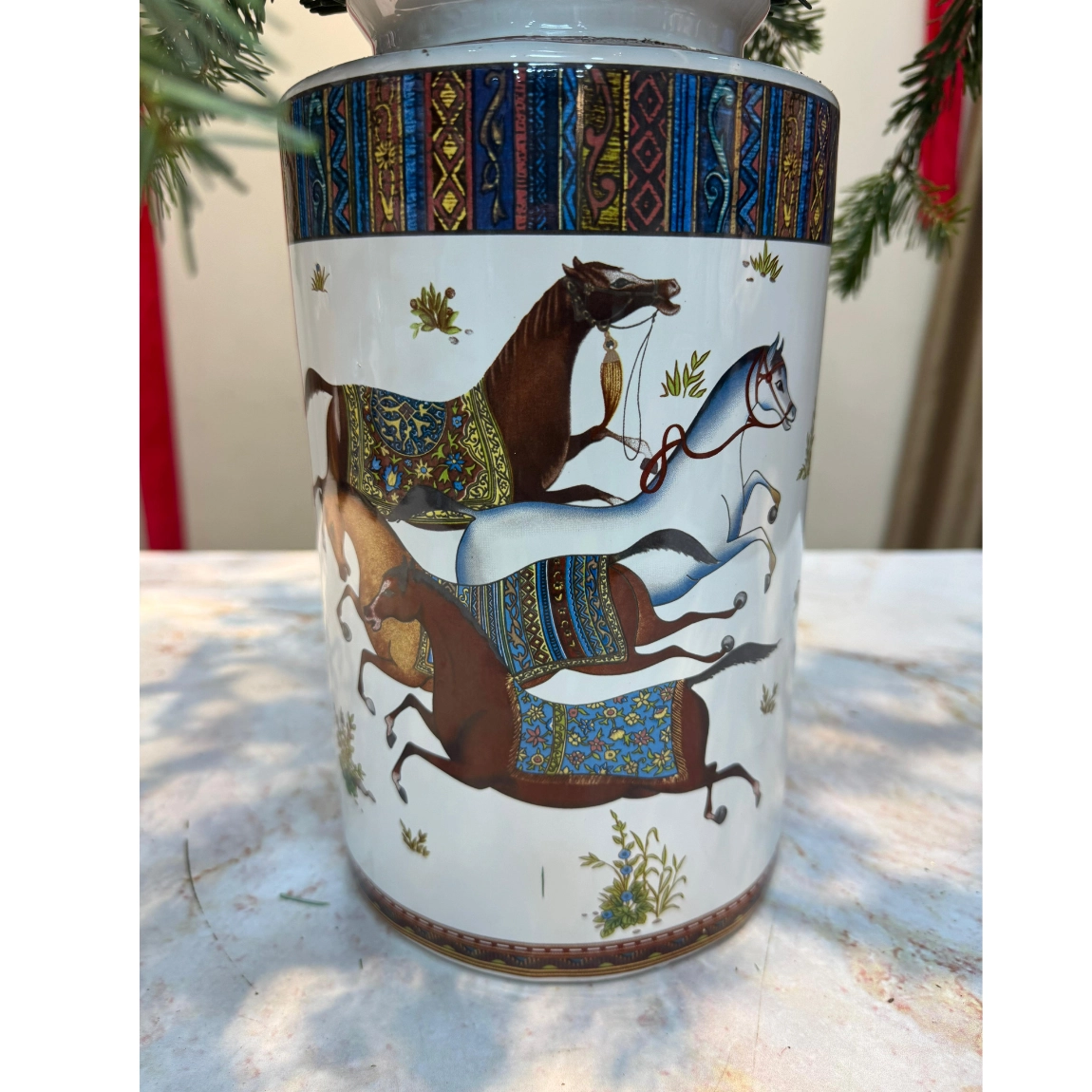 Atlı Vazoda Kokina Arajmanı