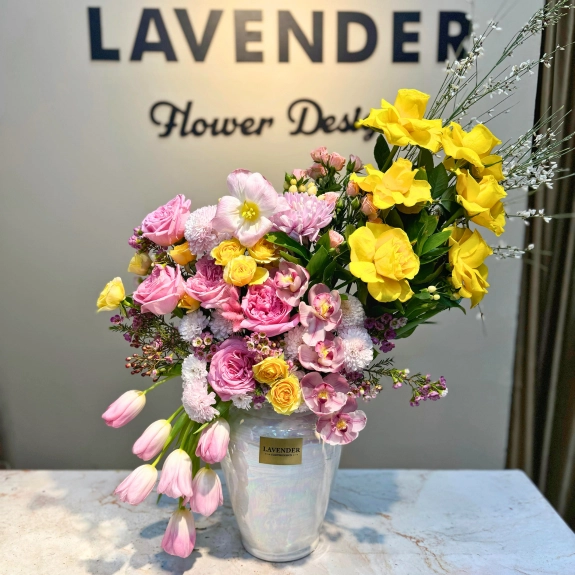 Celestial Bloom Aranjmanı