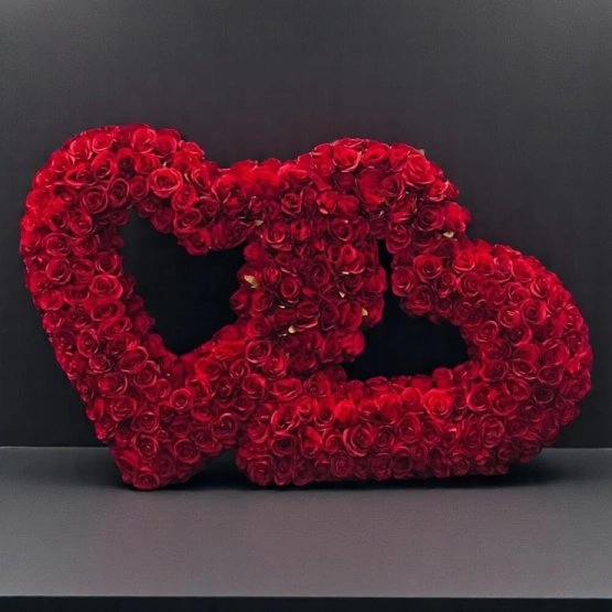 Luxury Heart Roses