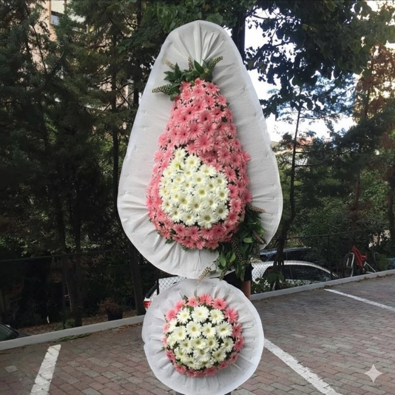 Pembe Ve Kırmızı Çift Katlı Çelenk