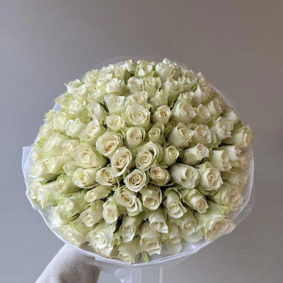 Pure Days White Rose Bouquet