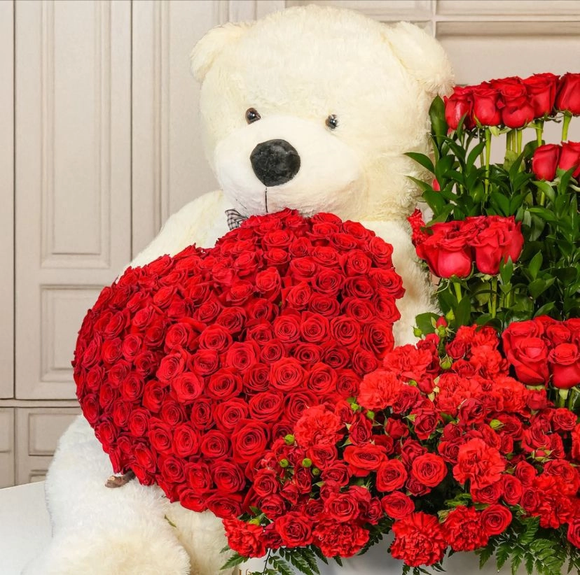 Red Love Dev Güller